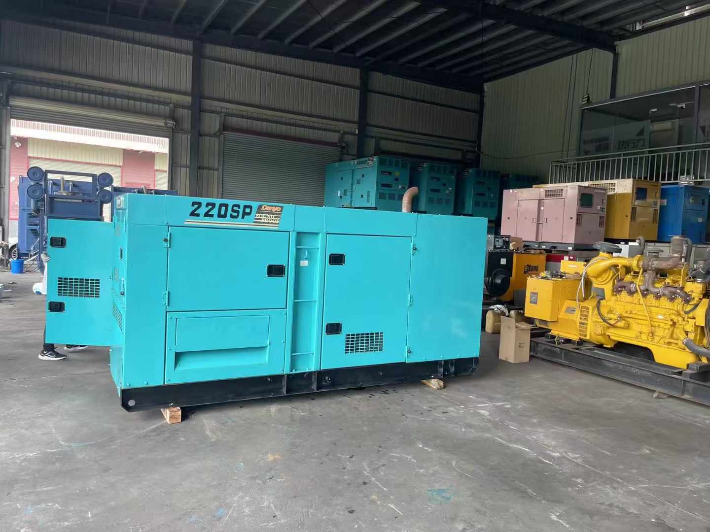 七星关800kW 柴油发电机的输出电流波动范围是多少?